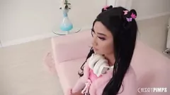 Reproduzir Petite asian Avery Black fica hardcore em lingerie com Oliver Davis