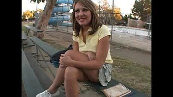Reproduzir Vanessa penetrou perfeitamente por um