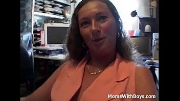 Novos filmes russos xxx com milf sexy