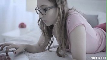 Play Group sex sexual in a hotel one evening before going out on the town where the women