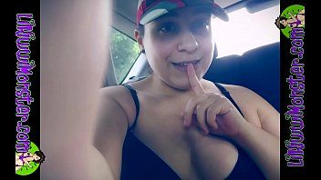Abspielen Vintage-Porno ein kleiner xxx oral heimlich im Auto
