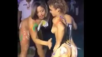 Mulheres adolescentes que adoram fazer anal xxx
