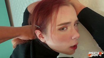 Ruda z kopulastym tyłkiem daje cipkę bogatemu sąsiadowi - filmy xvideos