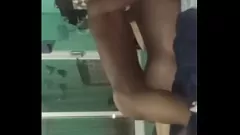 Reproducir Jarocho amateur obtiene un orgasmo oral y explosivo descuidado