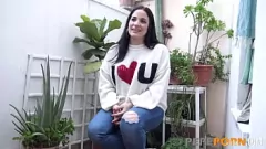 Cuquita hiszpański MILF zamienia każdego debiutera w mężczyznę
